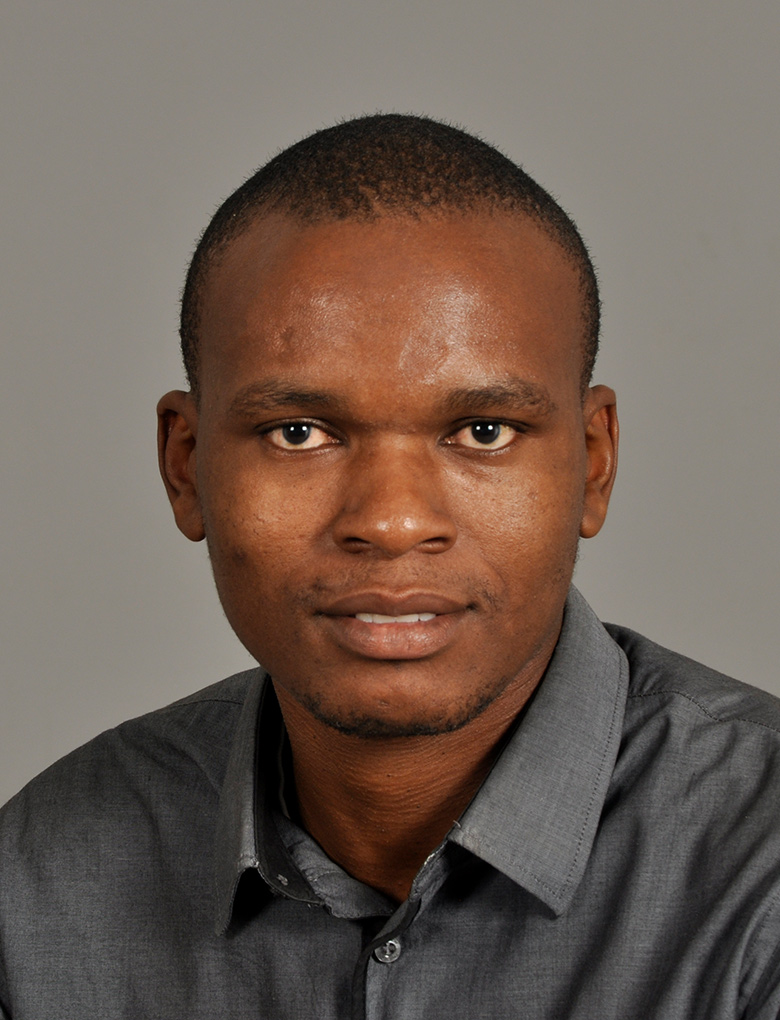 Dr Jabulani Nkuna